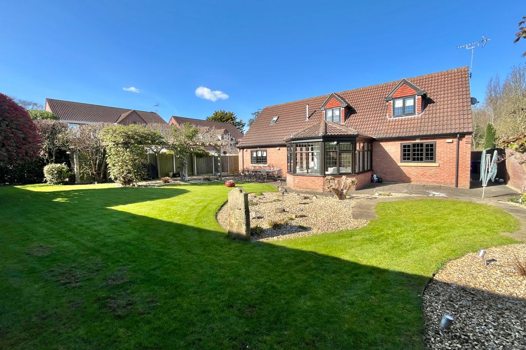 Property photo 3 of 43 39