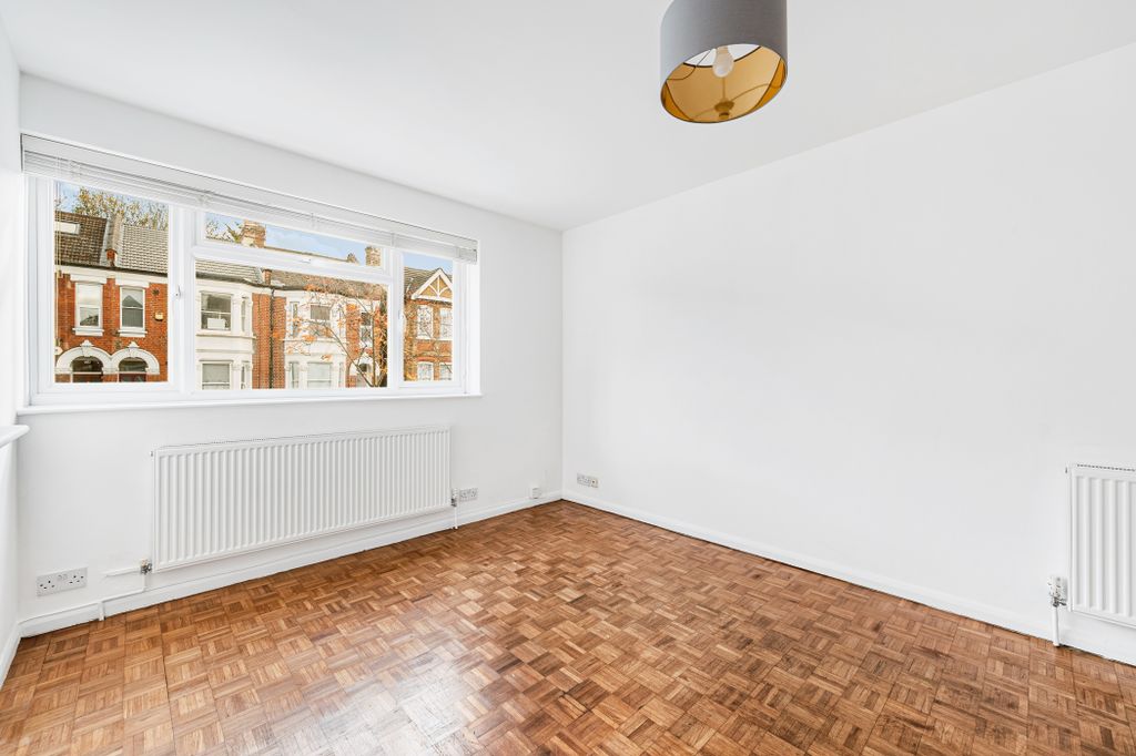 Property photo 2 of 9 Living Room 1