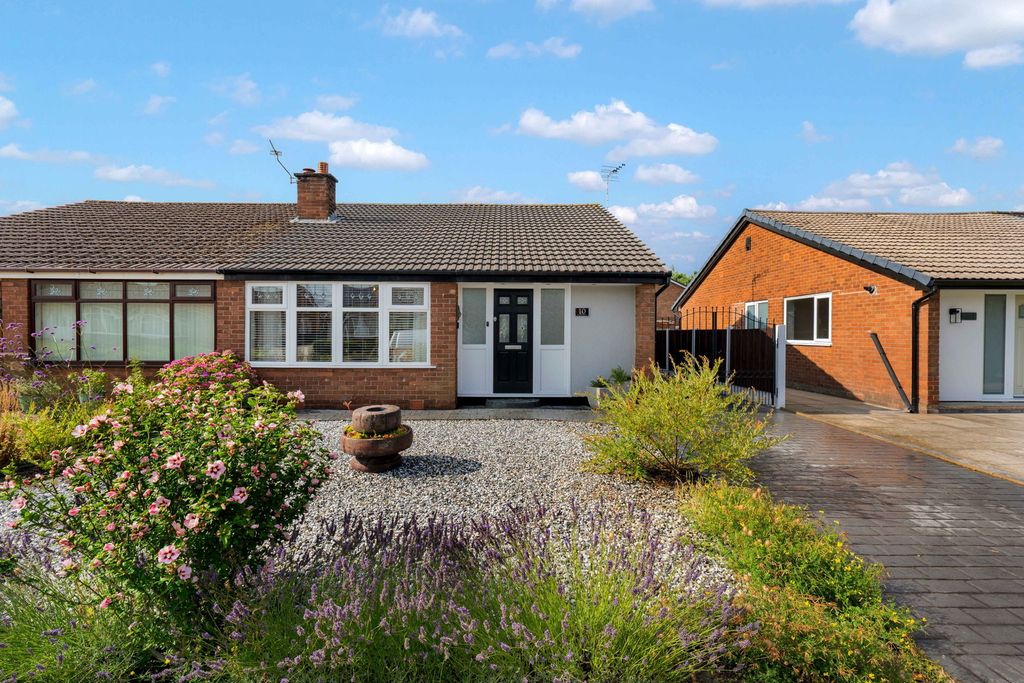 Property photo 1 of 30