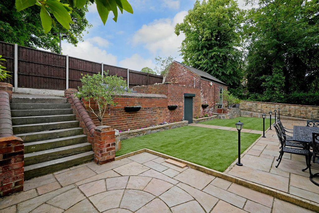 Property photo 3 of 46 Rear Garden