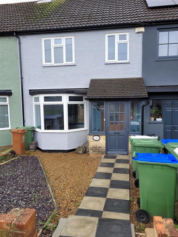 Property photo 1 of 11 Front