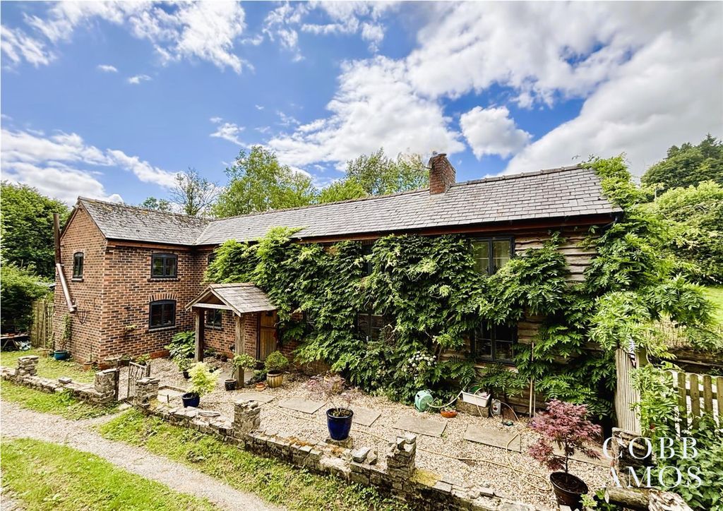 Property photo 1 of 24 High-Res-000.Jpg