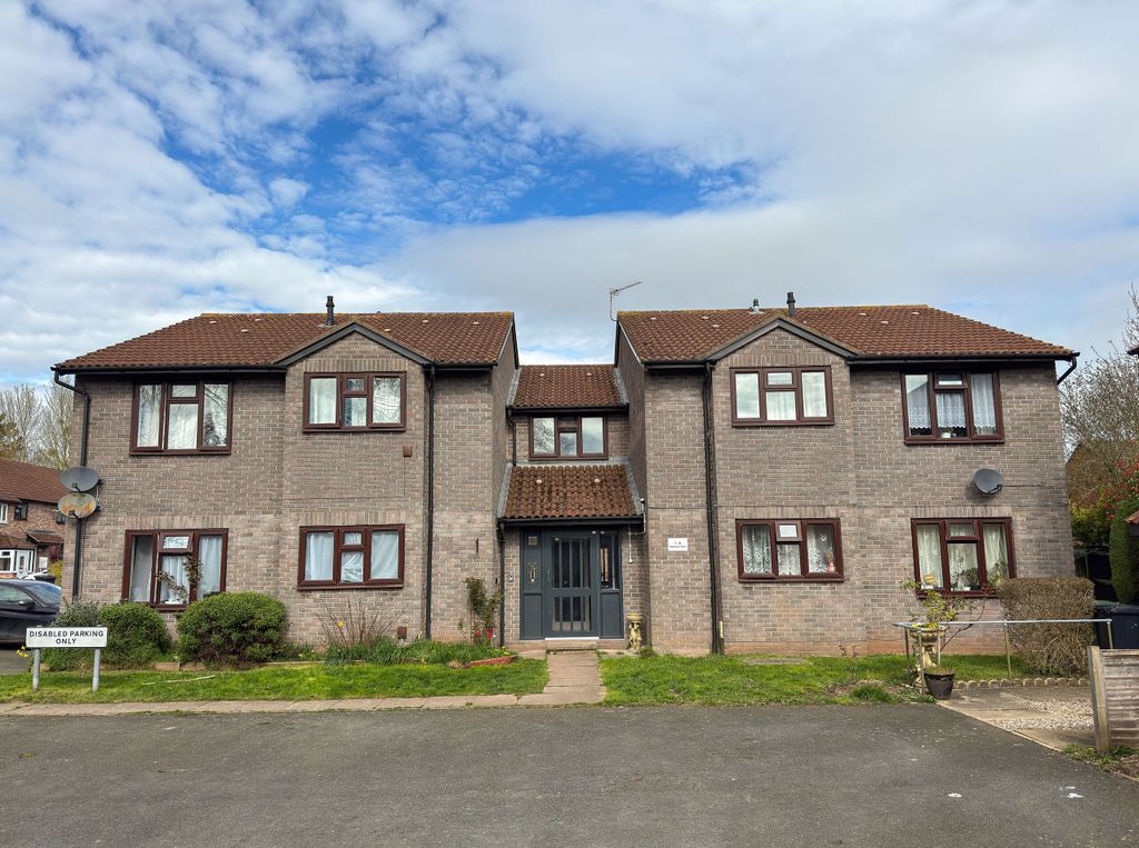 Property photo 1 of 7 Front