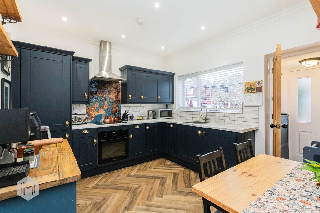 Property photo 2 of 26 Picture No. 68