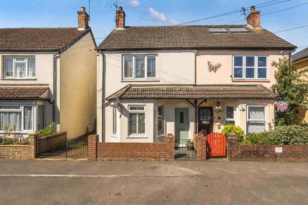 Property photo 1 of 18