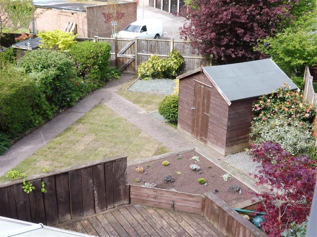 Property photo 2 of 9 Garden