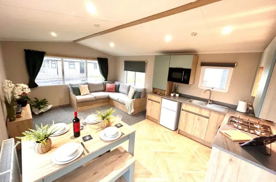 Property photo 1 of 21 2