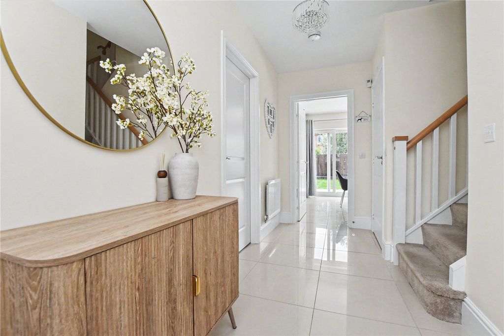 Property photo 3 of 23 Picture No. 04
