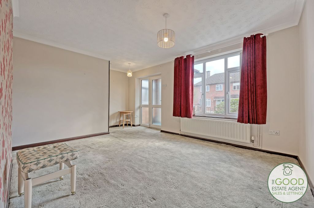 Property photo 3 of 18