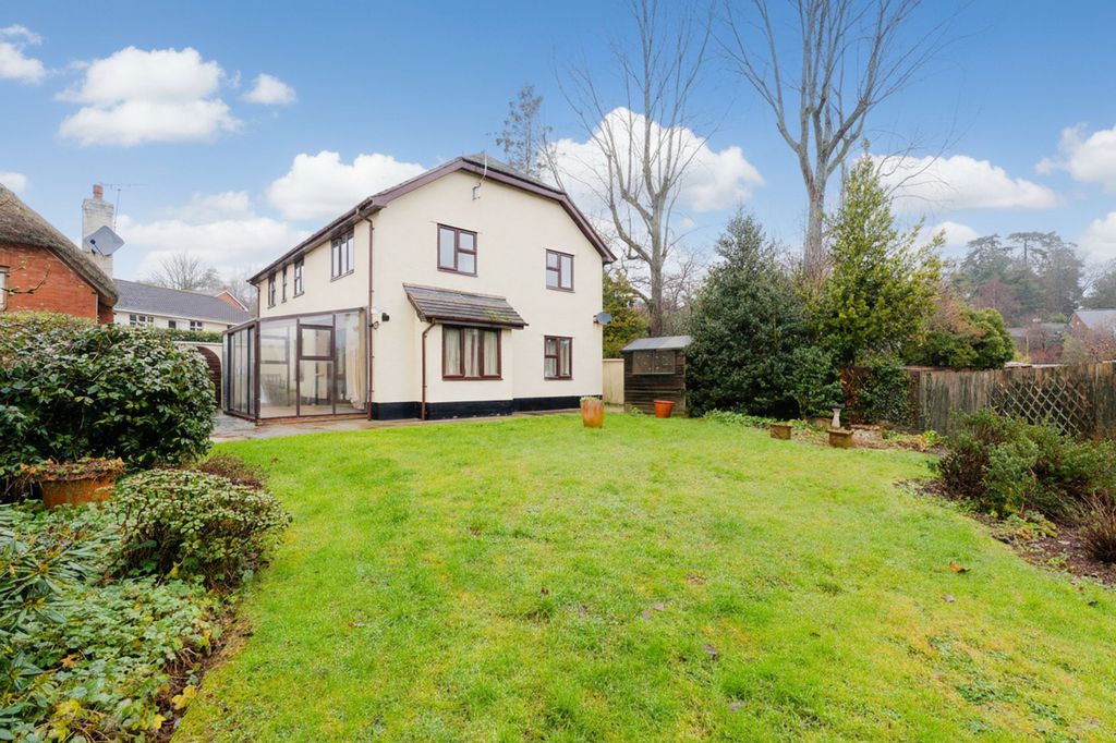 Property photo 2 of 19