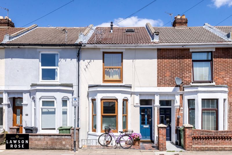 Property photo 1 of 28 .