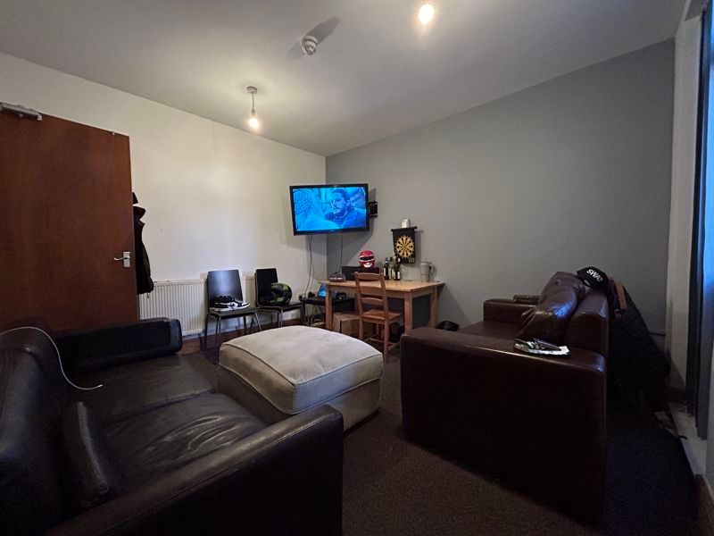 Property photo 1 of 8 Photo 2