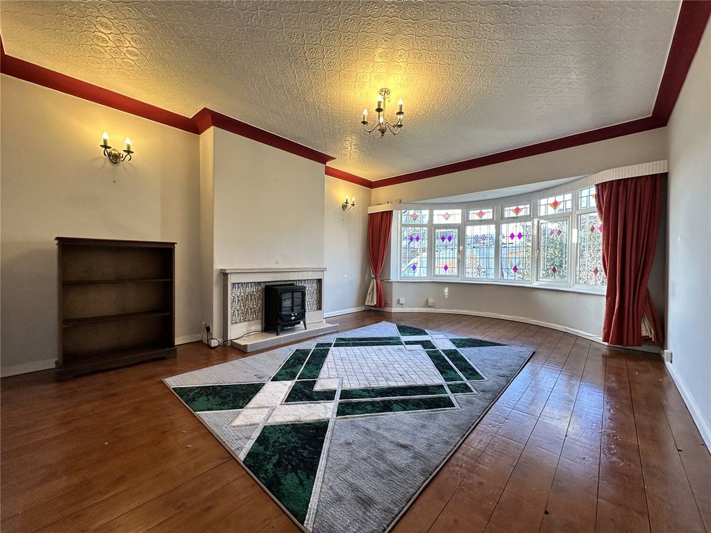 Property photo 2 of 15 Picture No. 31