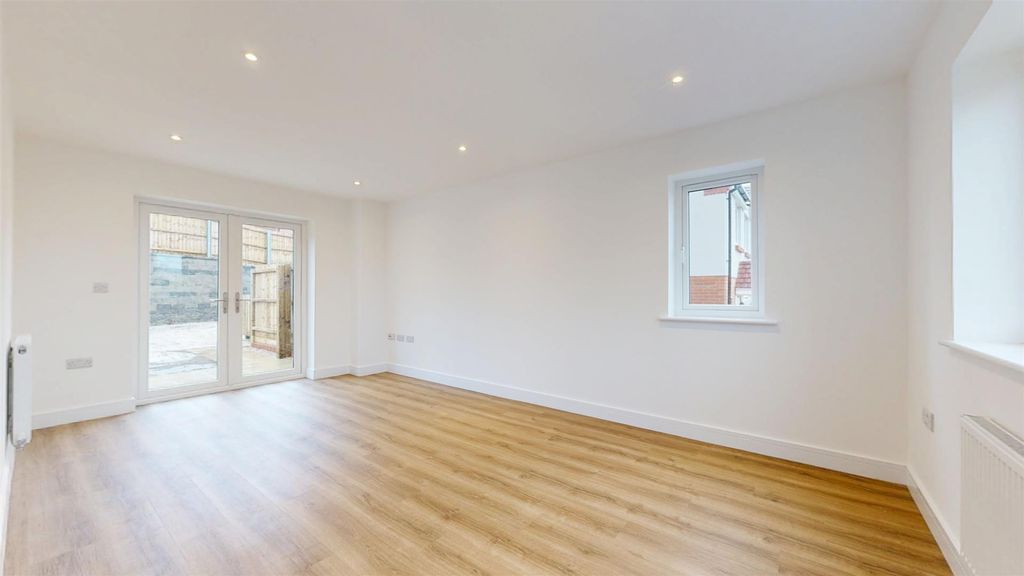 Property photo 2 of 13 02052026_151727.Jpg