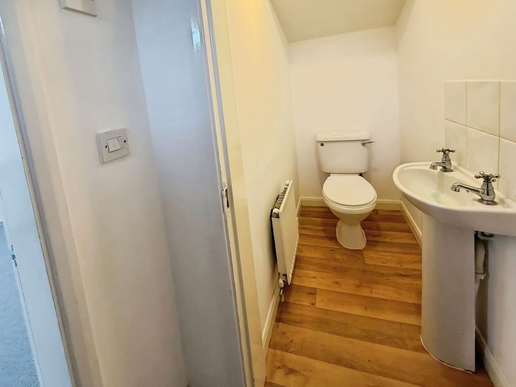Property photo 3 of 15 Photo 12