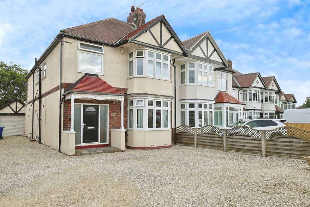 Property photo 1 of 17 4245441