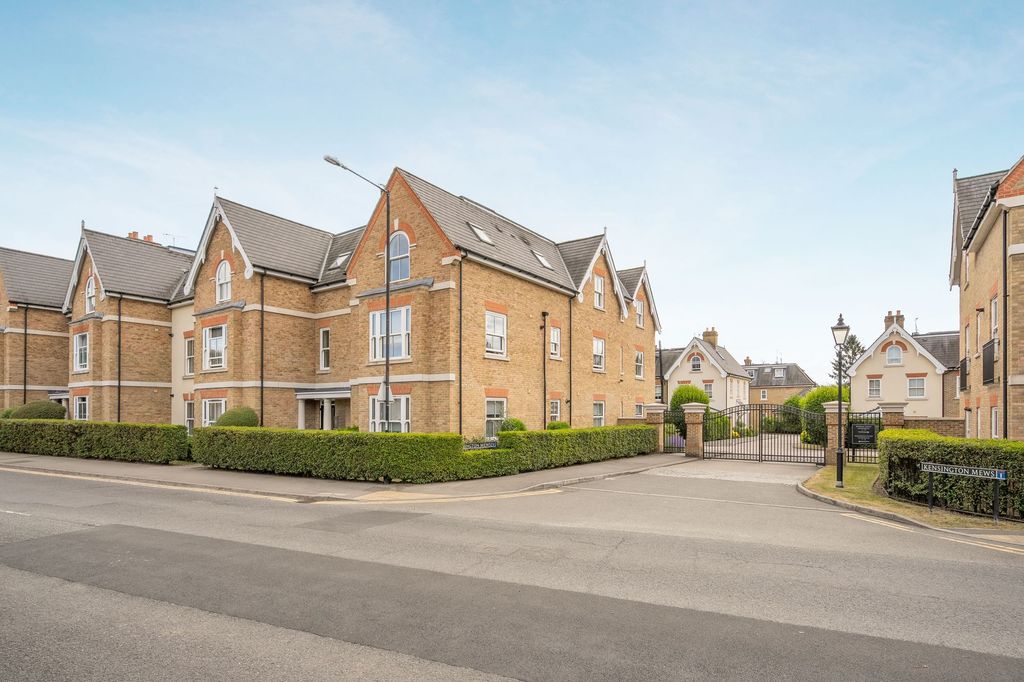 Property photo 1 of 9