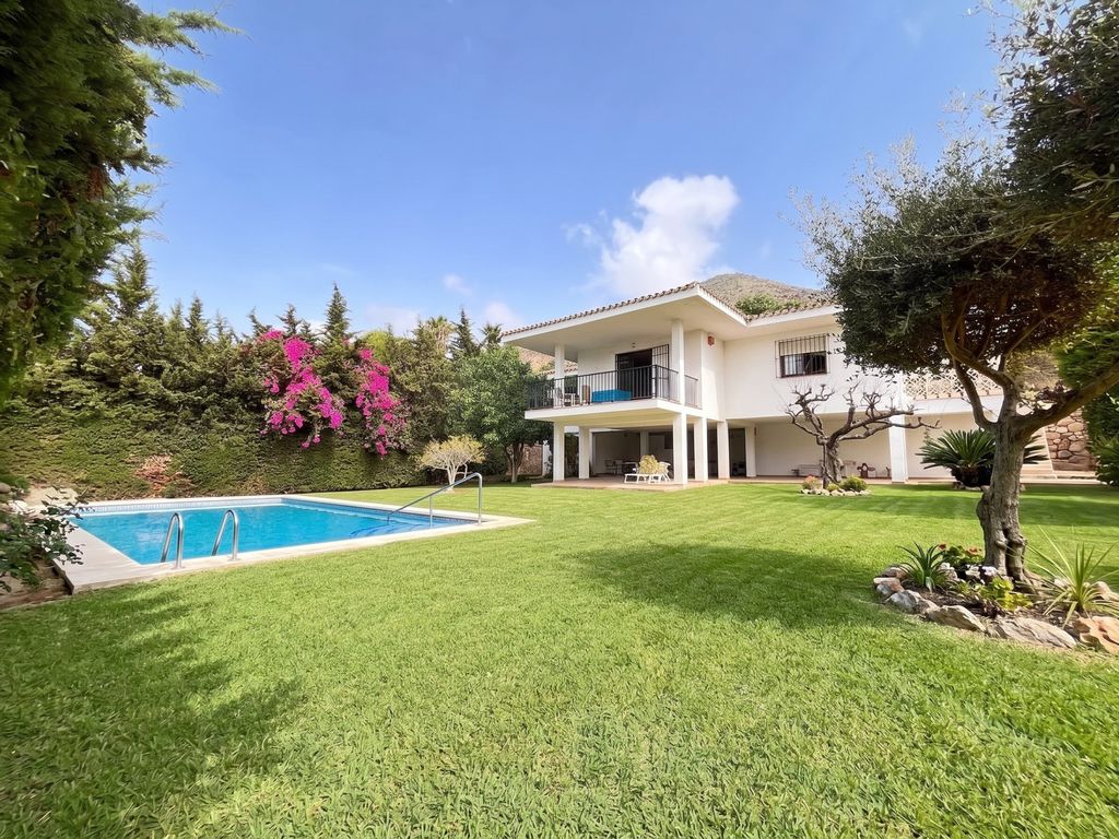 Property photo 1 of 37