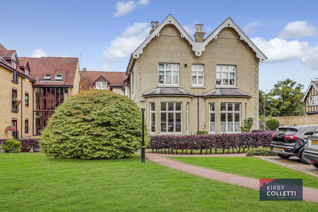 Property photo 1 of 15