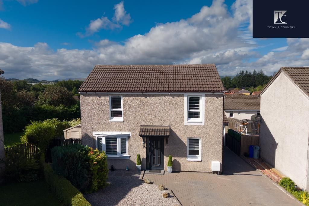 Property photo 2 of 45