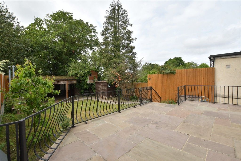 Property photo 2 of 17 Patio / Decking