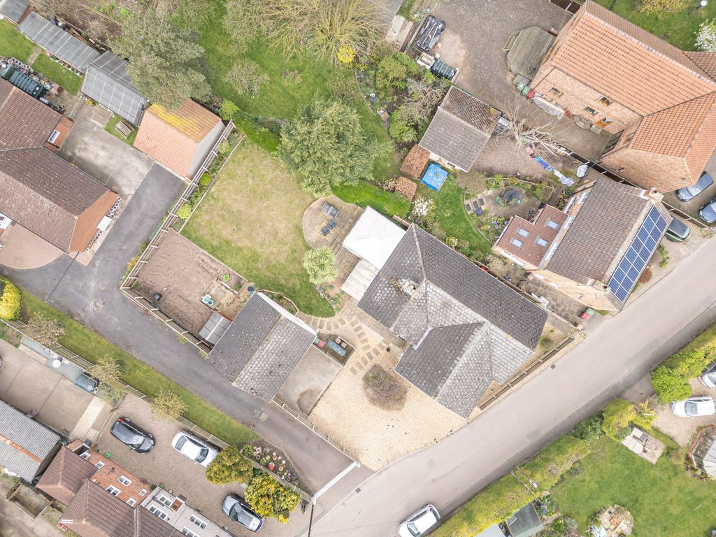 Property photo 3 of 48