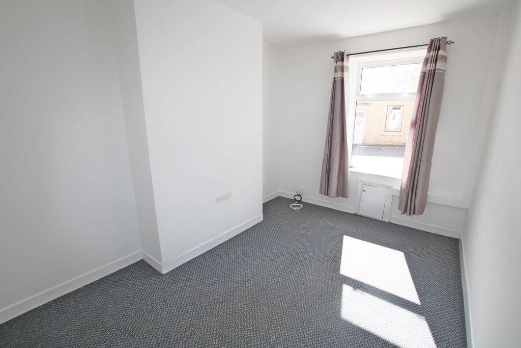 Property photo 2 of 10 2