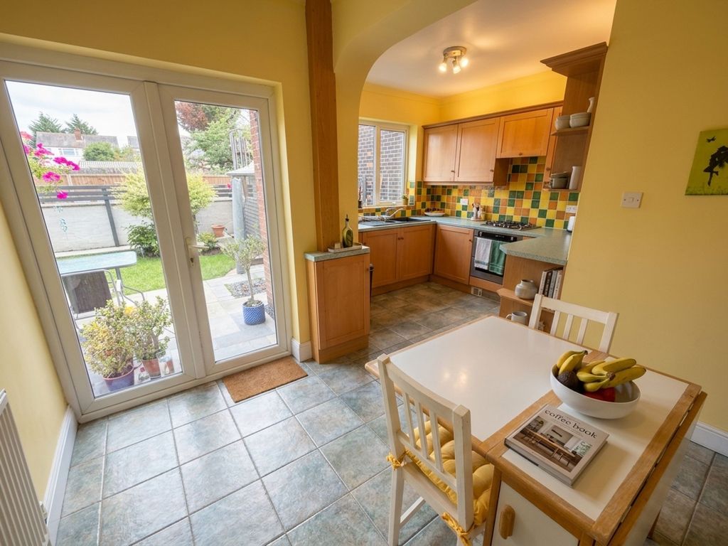 Property photo 3 of 17