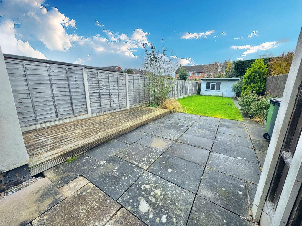 Property photo 2 of 25