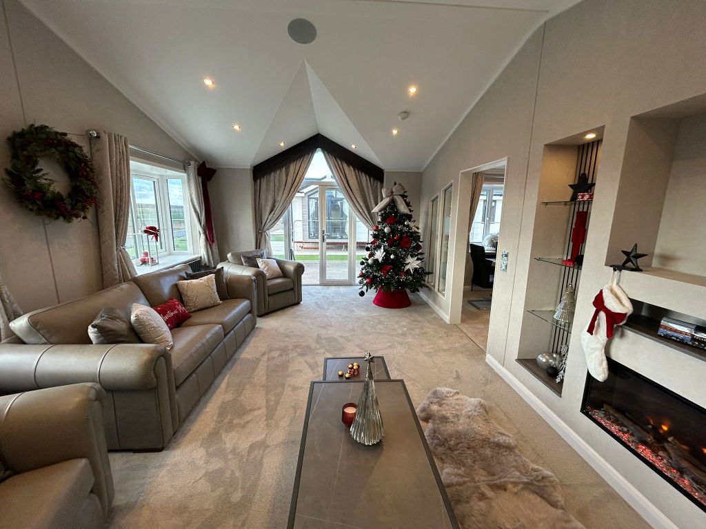 Property photo 1 of 15 1