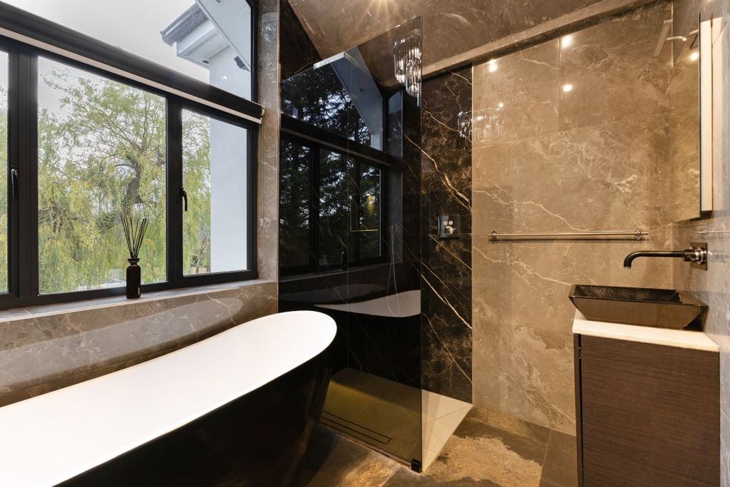 Additional image 30 of 5 bed detached house to rentWaggon Road, Barnet EN4