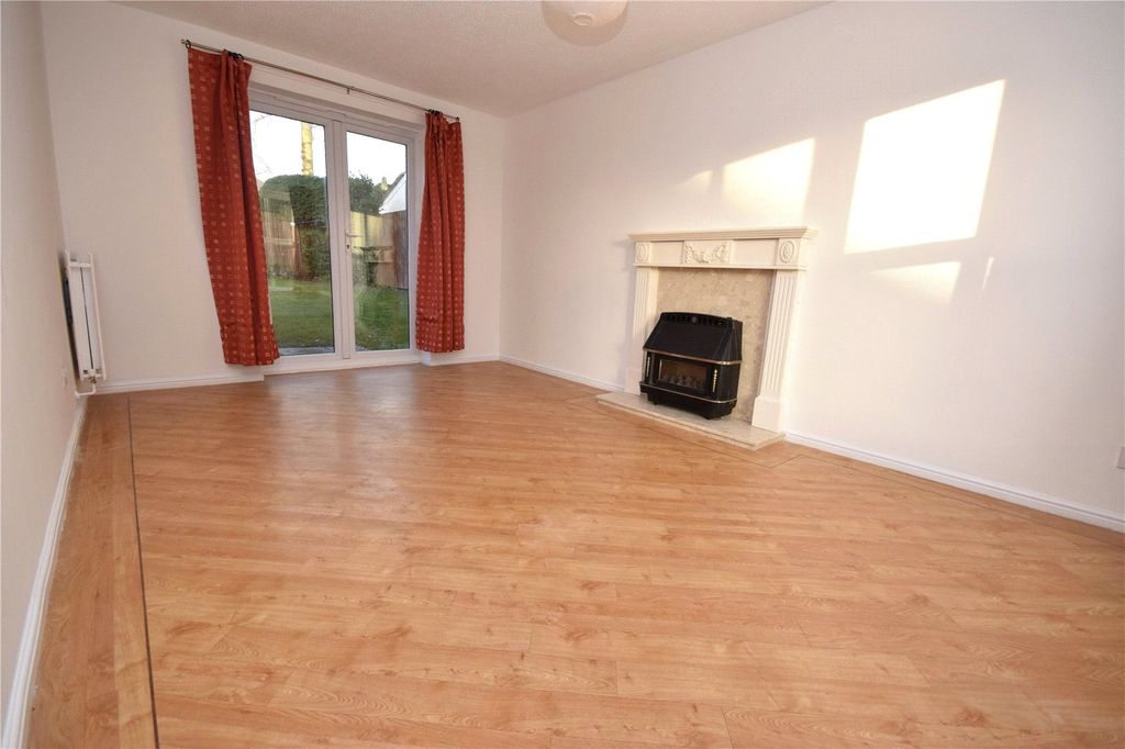 Property photo 3 of 10 Picture No. 04