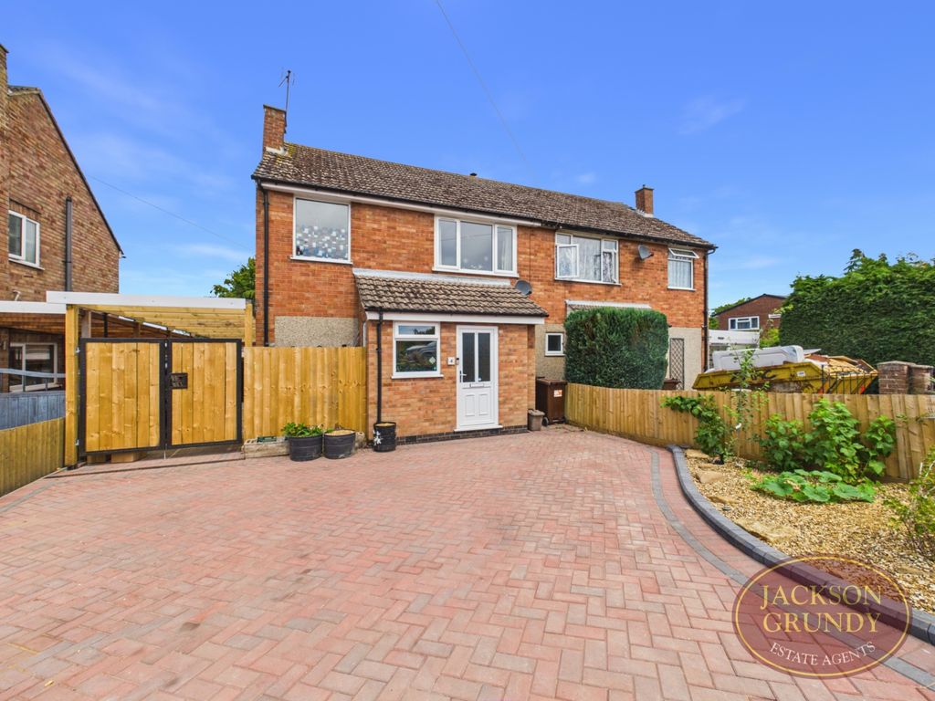 Property photo 1 of 17 Church Road