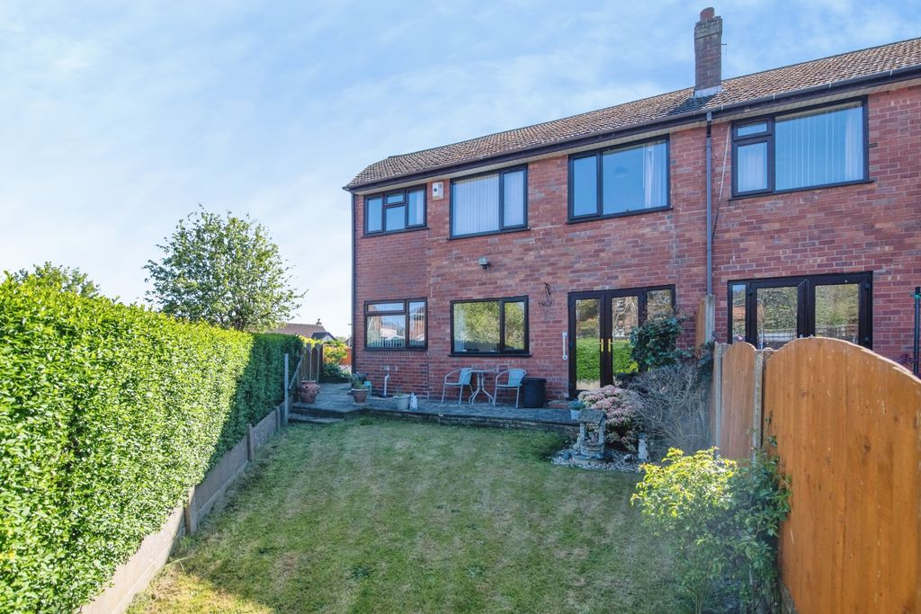 Property photo 2 of 15