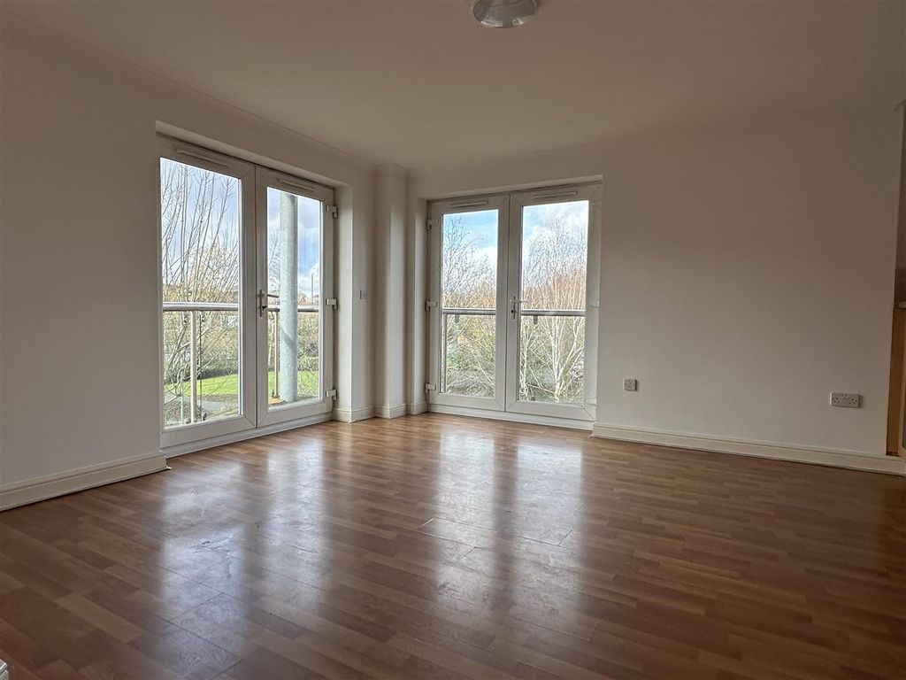 Property photo 2 of 6 72 Wfw 1.Jpeg