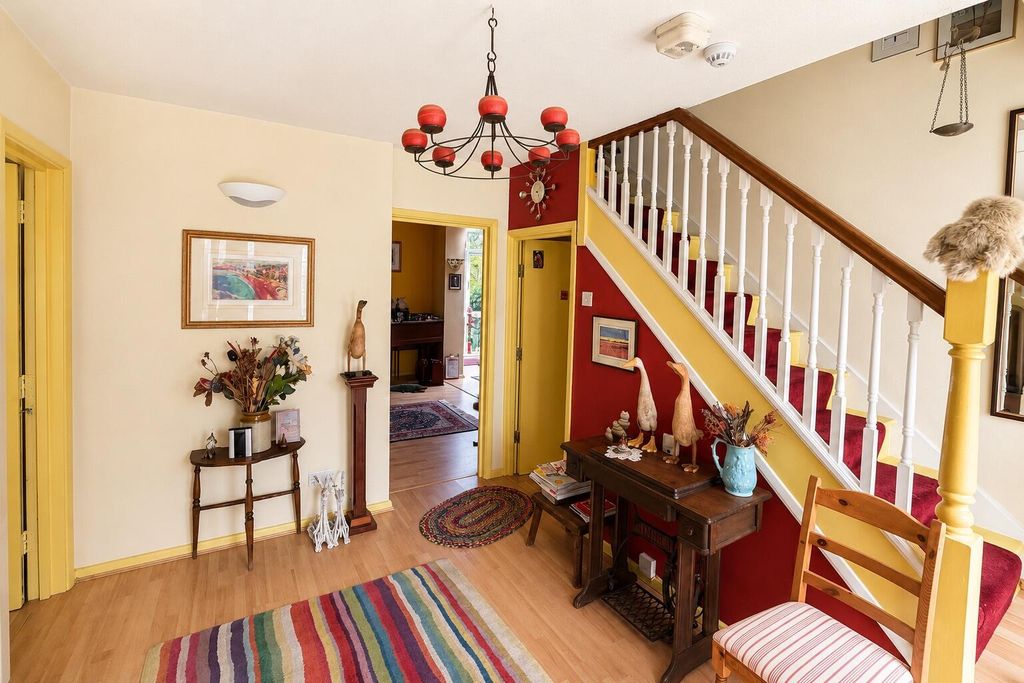 Property photo 2 of 43 Hallway