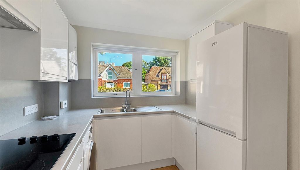 Property photo 3 of 15 Kitchen