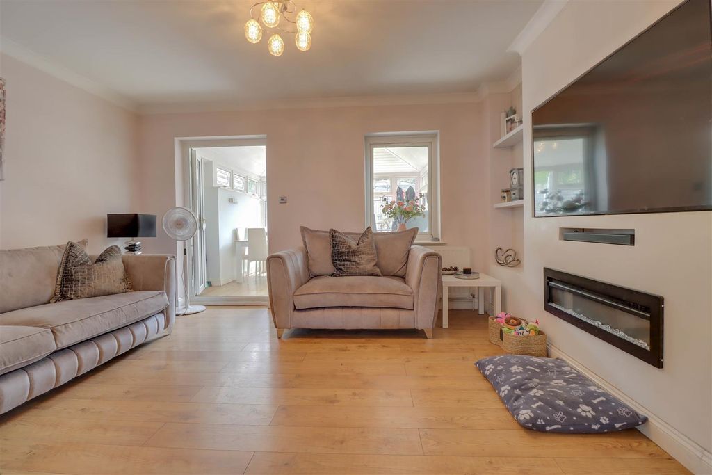 Property photo 3 of 15 34 Km Interior-5.Jpg