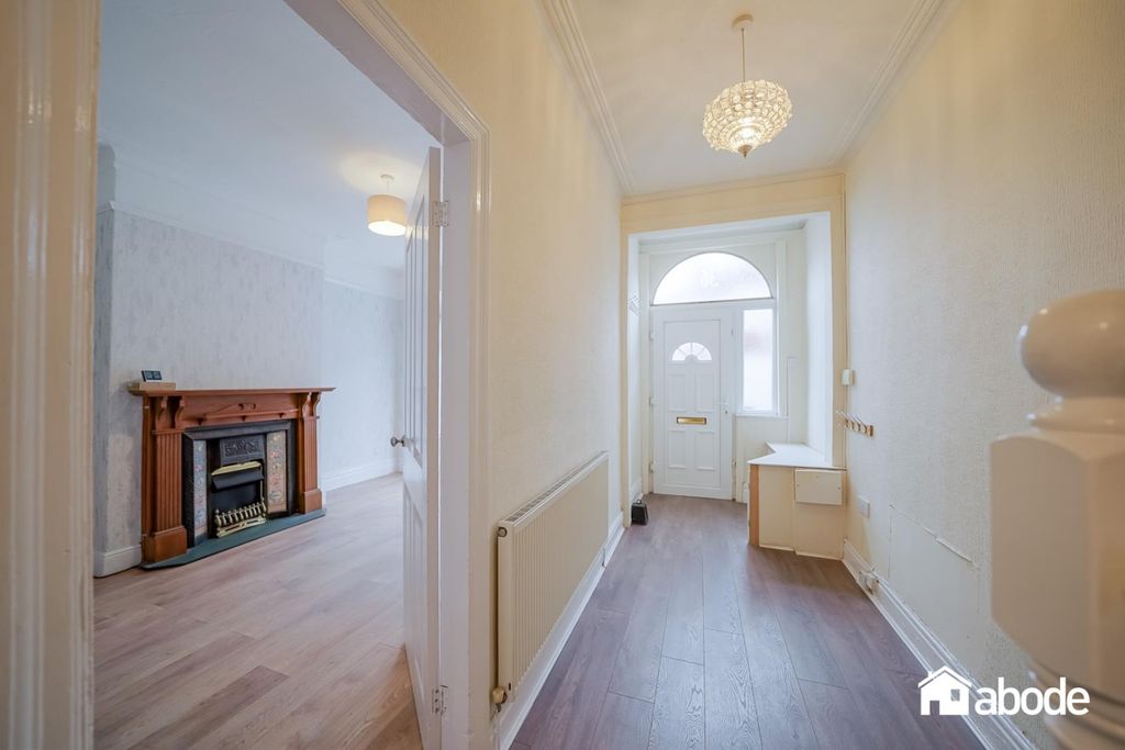 Property photo 3 of 21 Dsc01915-Hdr.Jpg