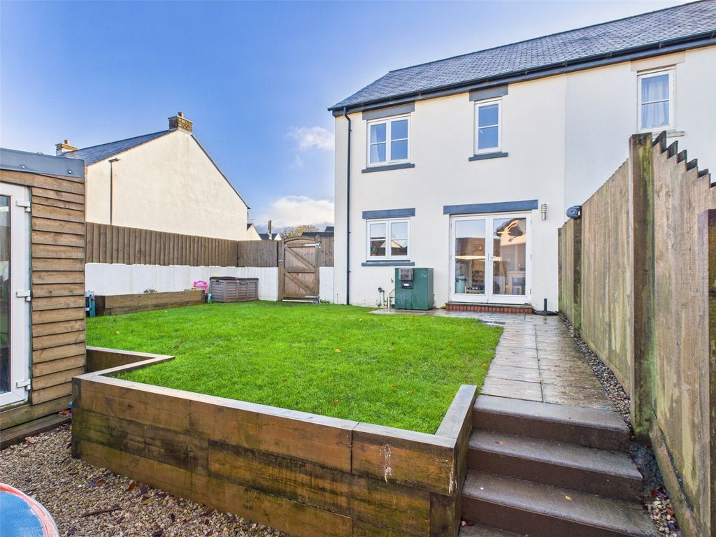 Property photo 2 of 17 Rear Garden