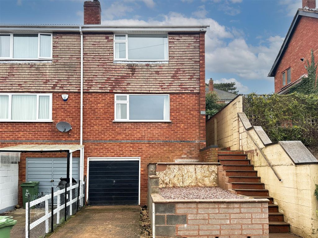 Property photo 1 of 11 Img_9848 External 1.Jpg