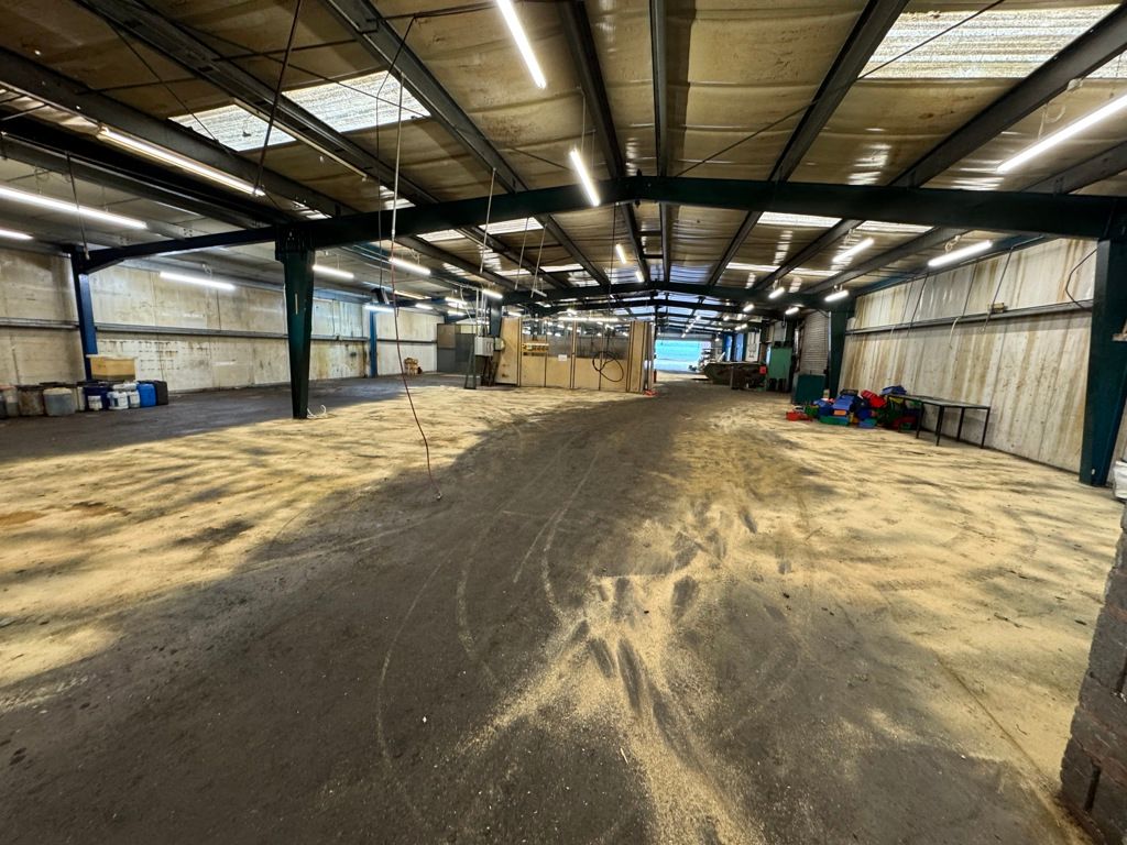 Property photo 2 of 5 Photo 1