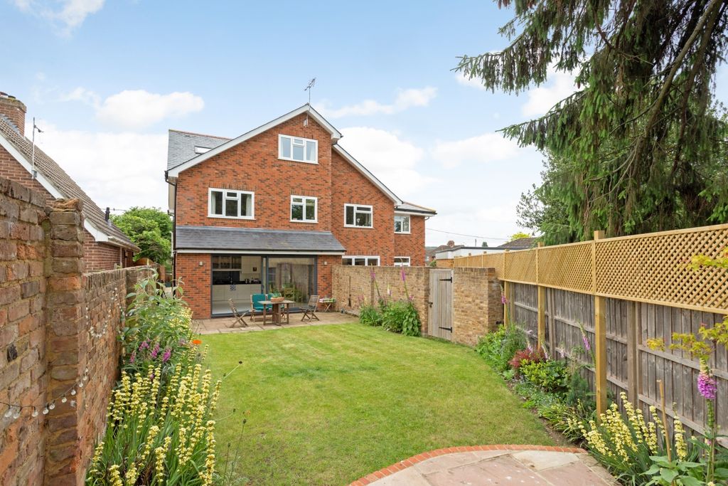 Additional image 14 of 5 bed flat to rentWycombe Road, Marlow SL7