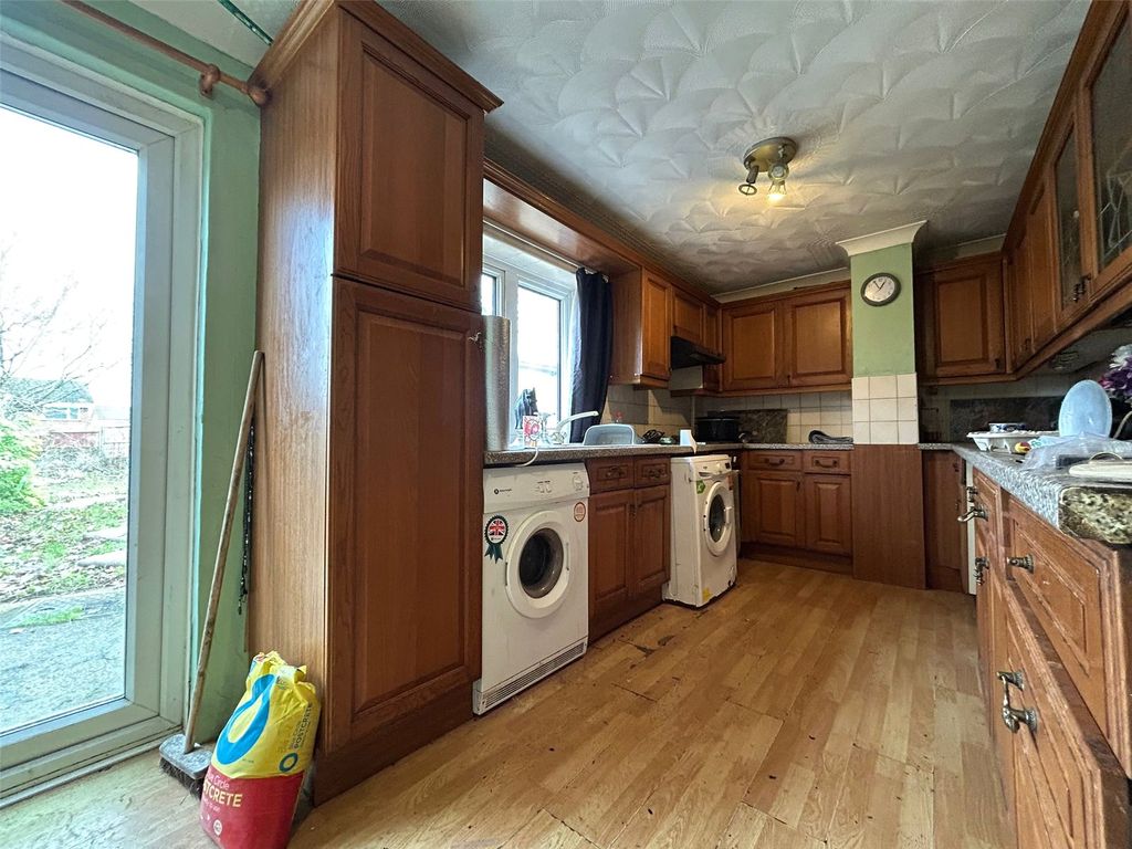 Property photo 2 of 10 Picture No. 03