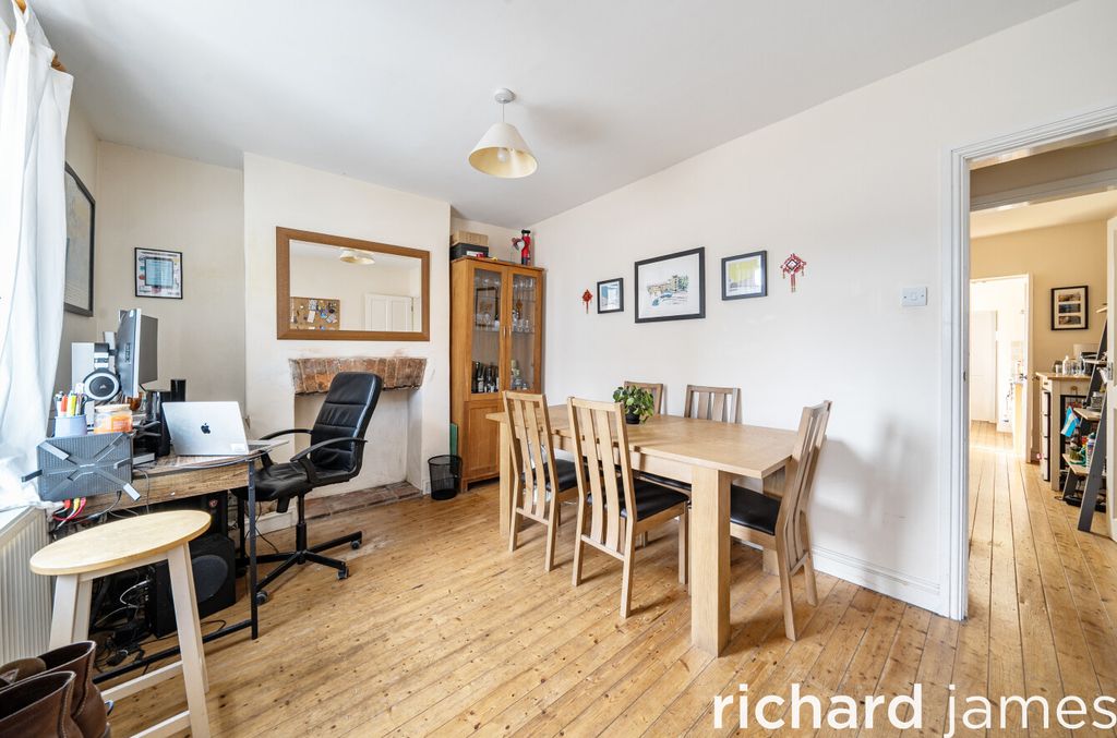 Property photo 3 of 12 7352Da1554B74cd1Ae87E6E8470B26E3