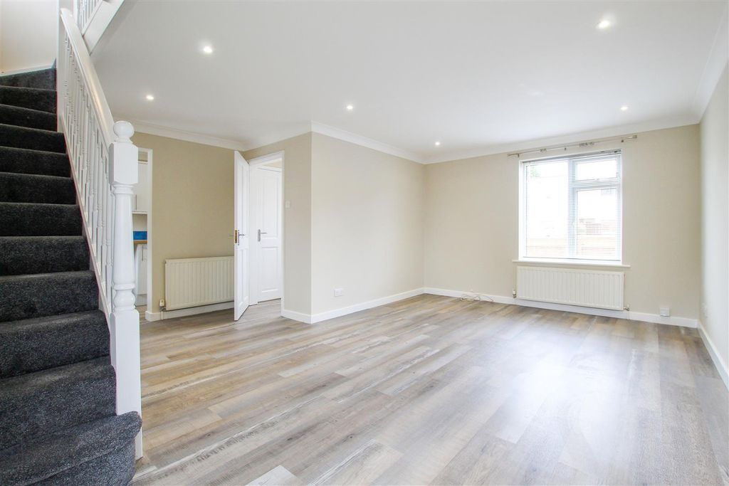 Property photo 2 of 14 Img_7735.Jpg