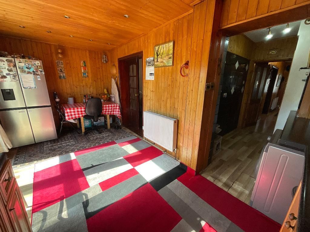 Property photo 3 of 20 Kitchen/Diner 17'6 x 16'10