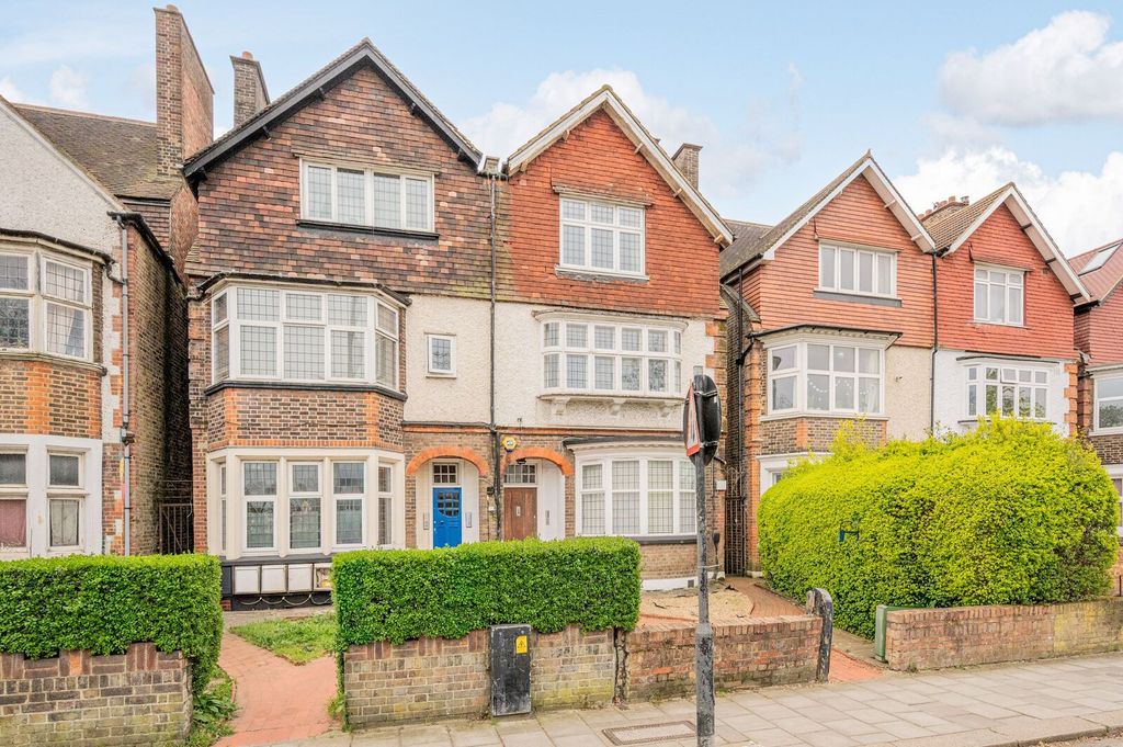 Property photo 1 of 7
