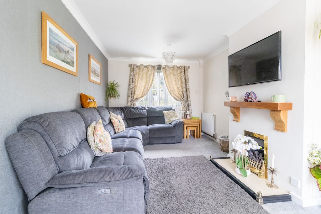 Property photo 2 of 17 Img_1075-Hdr