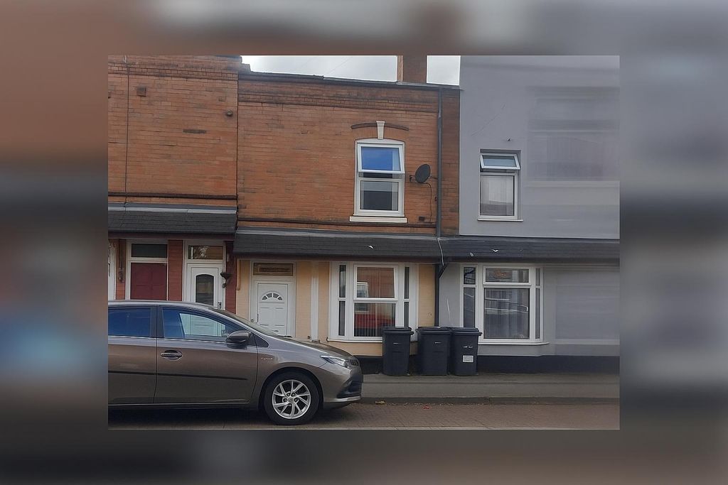 Property photo 1 of 1